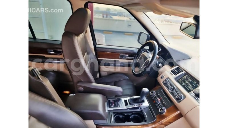 Big with watermark land rover range rover ashanti import dubai 56325