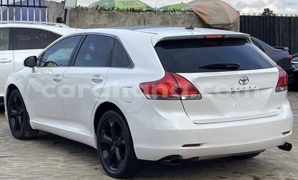 Buy Used Toyota Venza White Car in Accra in Greater Accra Buy Used Toyota Venza White Car in Accra in Greater Accra
