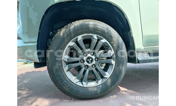 Ra Imported Mitsubishi L200 funfun Ọkọ̀ in Import - Dubai ni Ashanti Ra Imported Mitsubishi L200 funfun Ọkọ̀ in Import - Dubai ni Ashanti