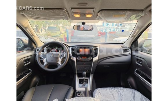 Ra Imported Mitsubishi L200 Black Ọkọ̀ in Import - Dubai ni Ashanti Ra Imported Mitsubishi L200 Black Ọkọ̀ in Import - Dubai ni Ashanti