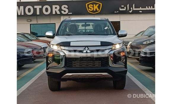 Ra Imported Mitsubishi L200 Black Ọkọ̀ in Import - Dubai ni Ashanti Ra Imported Mitsubishi L200 Black Ọkọ̀ in Import - Dubai ni Ashanti