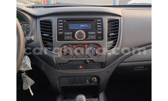 Ra Imported Mitsubishi L200 Black Ọkọ̀ in Import - Dubai ni Ashanti Ra Imported Mitsubishi L200 Black Ọkọ̀ in Import - Dubai ni Ashanti