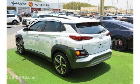 Sayi Imported Hyundai Kona White Mota in Import - Dubai a Ashanti Sayi Imported Hyundai Kona White Mota in Import - Dubai a Ashanti