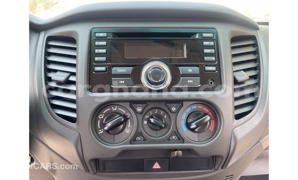 Buy Import Mitsubishi L200 White Car in Import - Dubai in Ashanti Buy Import Mitsubishi L200 White Car in Import - Dubai in Ashanti