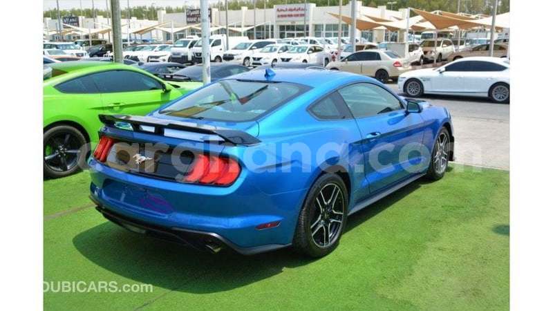 Big with watermark ford mustang ashanti import dubai 56362