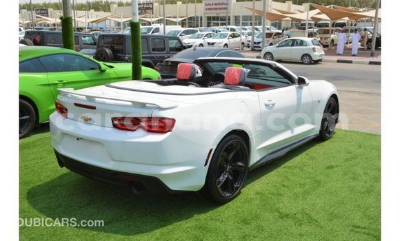 Ra Imported Chevrolet Camaro funfun Ọkọ̀ in Import - Dubai ni Ashanti Ra Imported Chevrolet Camaro funfun Ọkọ̀ in Import - Dubai ni Ashanti