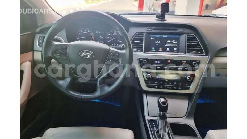 Big with watermark nissan altima ashanti import dubai 56373