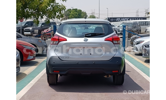 Buy Import Nissan Evalia Other Truck in Import - Dubai in Ashanti Buy Import Nissan Evalia Other Truck in Import - Dubai in Ashanti
