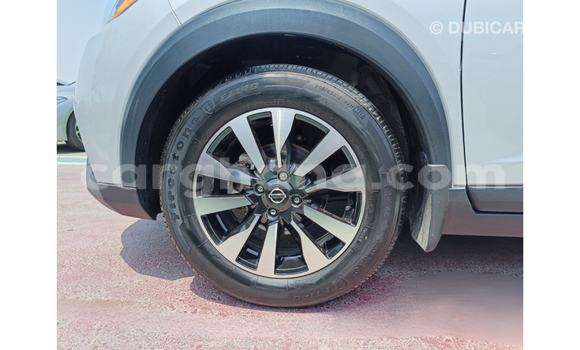 Buy Import Nissan Evalia Other Truck in Import - Dubai in Ashanti Buy Import Nissan Evalia Other Truck in Import - Dubai in Ashanti