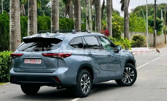 Buy Used Toyota Highlander Other Car in Accra in Greater Accra Buy Used Toyota Highlander Other Car in Accra in Greater Accra