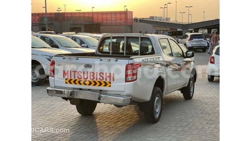 Big with watermark mitsubishi l200 ashanti import dubai 56383