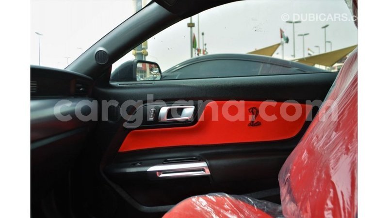 Big with watermark ford mustang ashanti import dubai 56384