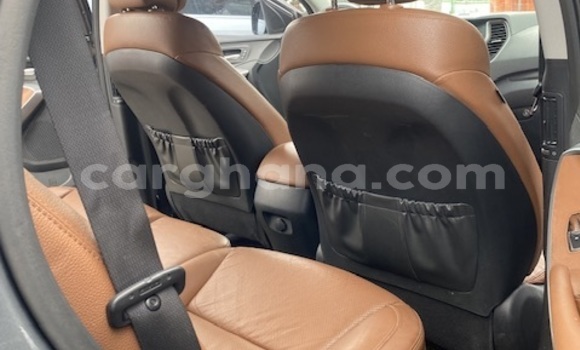 Buy Used Hyundai Santa Fe Beige Car in Sekondi–Takoradi Metropolitan in Western Buy Used Hyundai Santa Fe Beige Car in Sekondi–Takoradi Metropolitan in Western