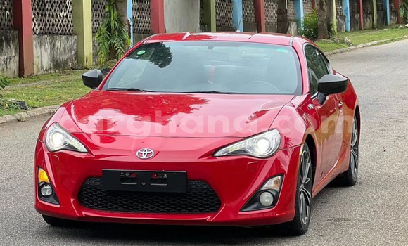Ra Àlòkù Toyota IST Red Ọkọ̀ in Accra ni Greater Accra