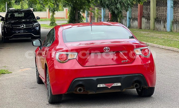 Buy Used Toyota IST Red Car in Accra in Greater Accra Buy Used Toyota IST Red Car in Accra in Greater Accra