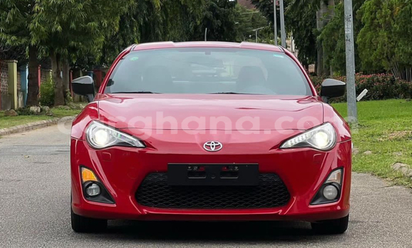 Buy Used Toyota IST Red Car in Accra in Greater Accra Buy Used Toyota IST Red Car in Accra in Greater Accra