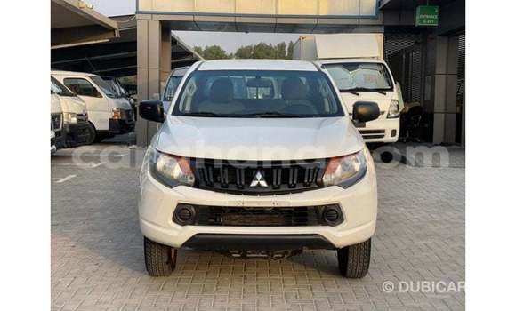 Buy Import Mitsubishi L200 White Car in Import - Dubai in Ashanti Buy Import Mitsubishi L200 White Car in Import - Dubai in Ashanti