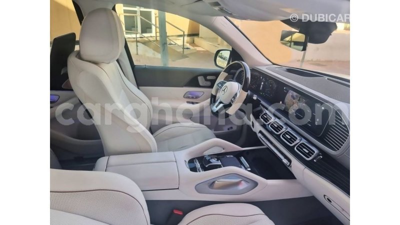 Big with watermark mercedes benz a200 ashanti import dubai 56400