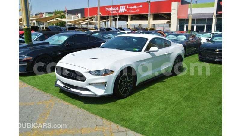 Big with watermark ford mustang ashanti import dubai 56401