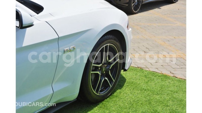 Big with watermark ford mustang ashanti import dubai 56401