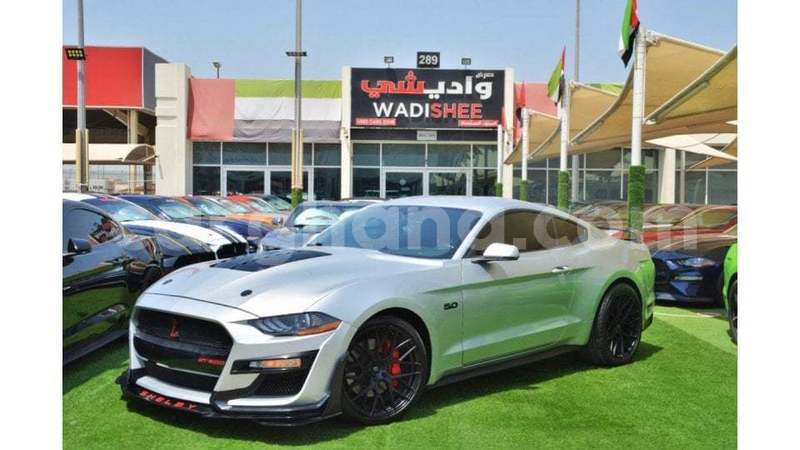 Big with watermark ford mustang ashanti import dubai 56404