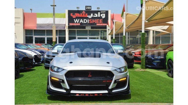 Big with watermark ford mustang ashanti import dubai 56404