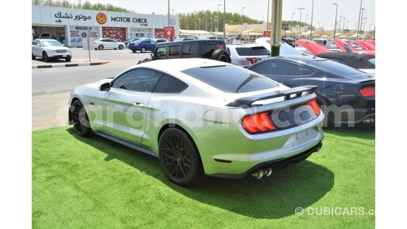 Big with watermark ford mustang ashanti import dubai 56404