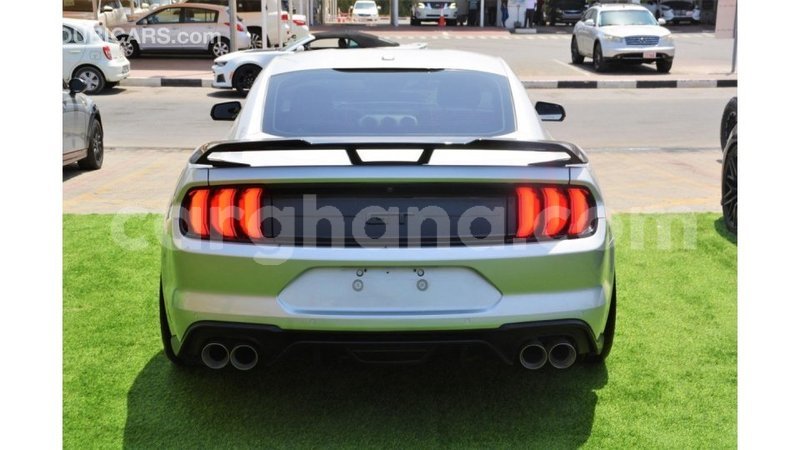 Big with watermark ford mustang ashanti import dubai 56404