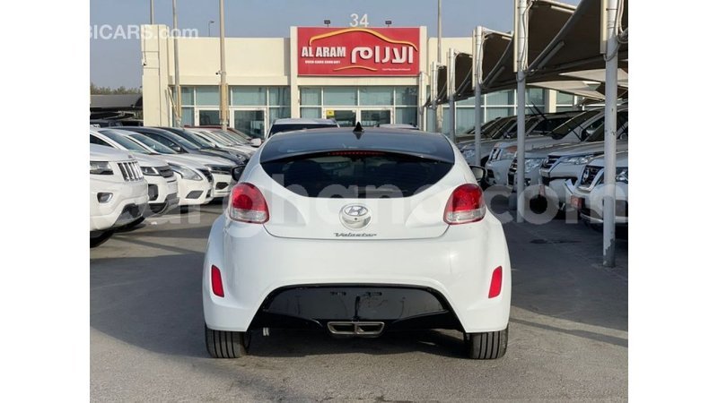 Big with watermark hyundai veloster ashanti import dubai 56405