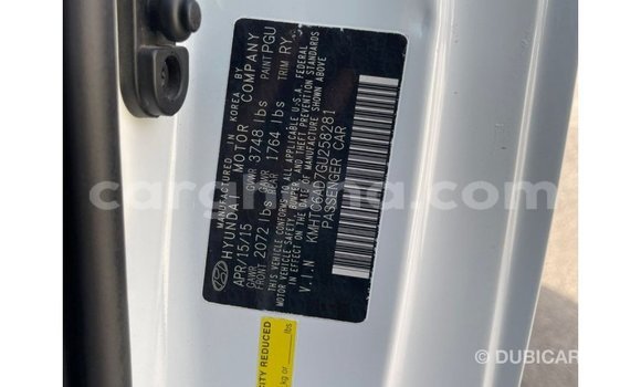 Ra Imported Hyundai Veloster funfun Ọkọ̀ in Import - Dubai ni Ashanti Ra Imported Hyundai Veloster funfun Ọkọ̀ in Import - Dubai ni Ashanti