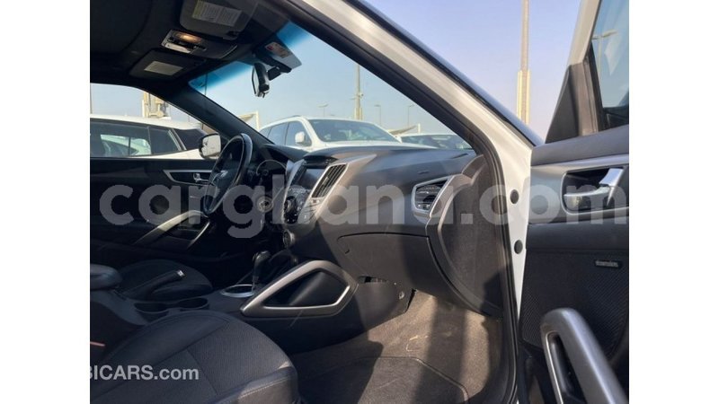 Big with watermark hyundai veloster ashanti import dubai 56405