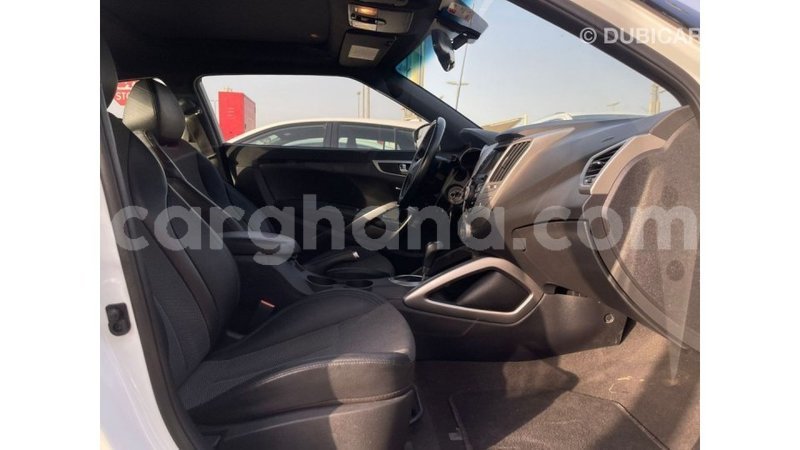 Big with watermark hyundai veloster ashanti import dubai 56405