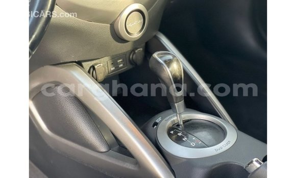 Ra Imported Hyundai Veloster funfun Ọkọ̀ in Import - Dubai ni Ashanti Ra Imported Hyundai Veloster funfun Ọkọ̀ in Import - Dubai ni Ashanti