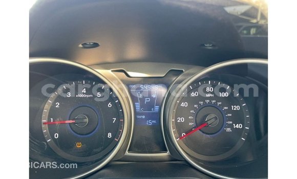 Ra Imported Hyundai Veloster funfun Ọkọ̀ in Import - Dubai ni Ashanti Ra Imported Hyundai Veloster funfun Ọkọ̀ in Import - Dubai ni Ashanti