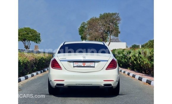 Sayi Imported Mercedes-Benz A200 White Mota in Import - Dubai a Ashanti Sayi Imported Mercedes-Benz A200 White Mota in Import - Dubai a Ashanti