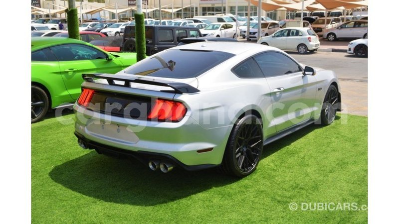 Big with watermark ford mustang ashanti import dubai 56407