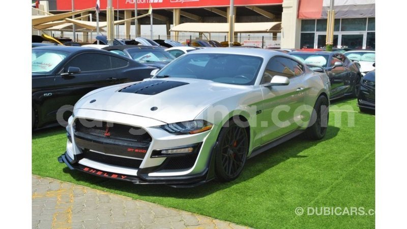 Big with watermark ford mustang ashanti import dubai 56408