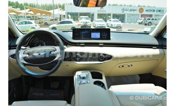 Sayi Imported Hyundai Genesis White Mota in Import - Dubai a Ashanti Sayi Imported Hyundai Genesis White Mota in Import - Dubai a Ashanti