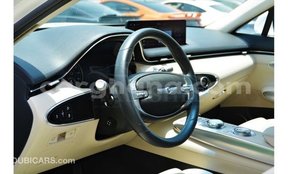 Sayi Imported Hyundai Genesis White Mota in Import - Dubai a Ashanti Sayi Imported Hyundai Genesis White Mota in Import - Dubai a Ashanti