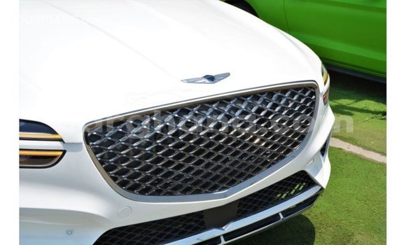 Sayi Imported Hyundai Genesis White Mota in Import - Dubai a Ashanti Sayi Imported Hyundai Genesis White Mota in Import - Dubai a Ashanti