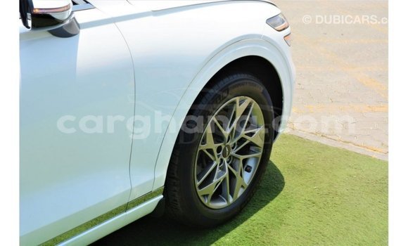 Sayi Imported Hyundai Genesis White Mota in Import - Dubai a Ashanti Sayi Imported Hyundai Genesis White Mota in Import - Dubai a Ashanti