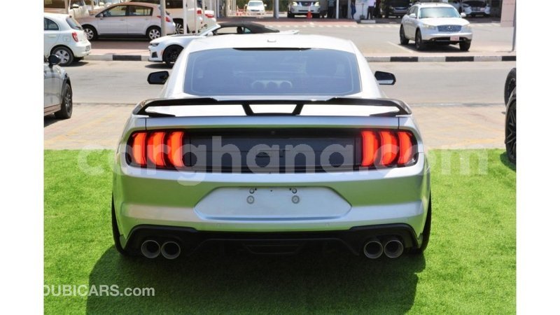 Big with watermark ford mustang ashanti import dubai 56410