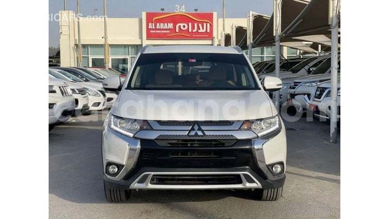 Big with watermark mitsubishi outlander ashanti import dubai 56412