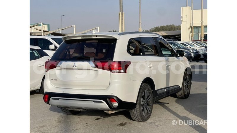 Big with watermark mitsubishi outlander ashanti import dubai 56412