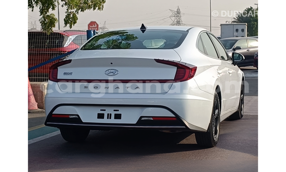 Buy Import Hyundai Sonata White Car in Import - Dubai in Ashanti Buy Import Hyundai Sonata White Car in Import - Dubai in Ashanti