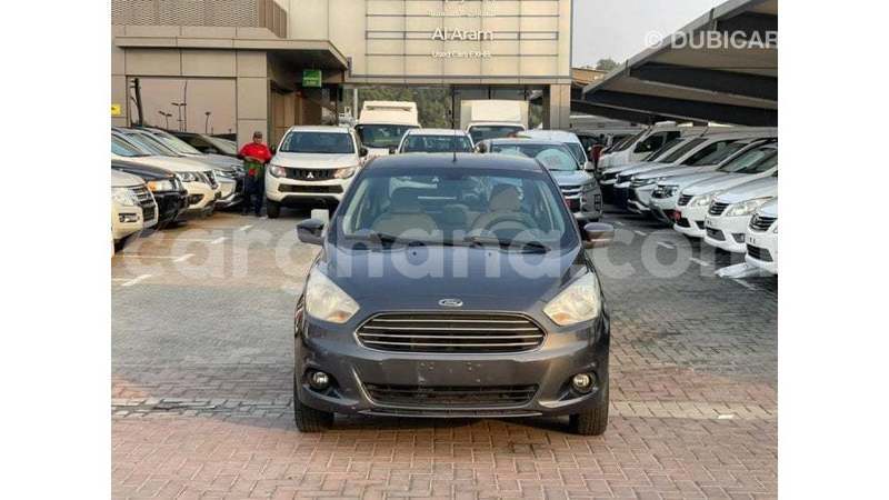 Big with watermark ford club wagon ashanti import dubai 56421