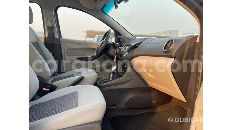 Big with watermark ford club wagon ashanti import dubai 56421