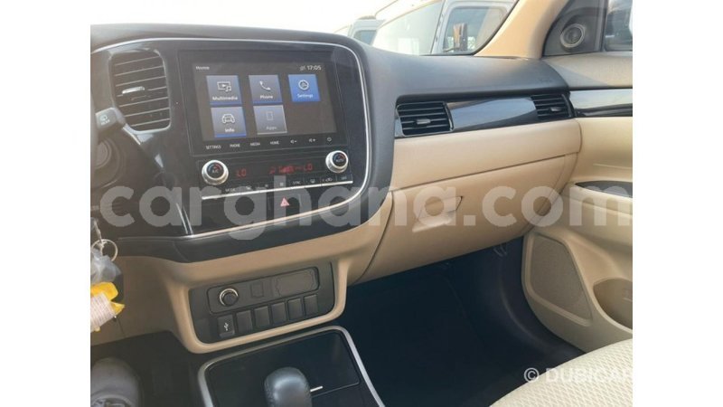 Big with watermark mitsubishi outlander ashanti import dubai 56422