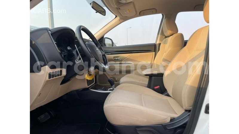 Big with watermark mitsubishi outlander ashanti import dubai 56422