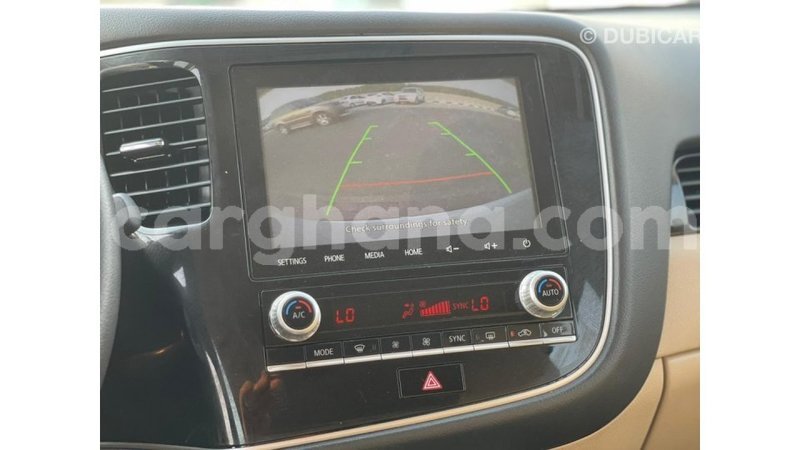 Big with watermark mitsubishi outlander ashanti import dubai 56422